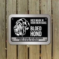 Bloed hond waakbord zwart