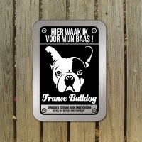 franse-bulldog-D2-bord